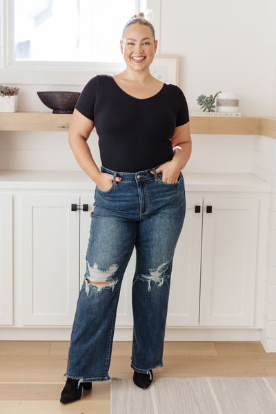 Judy Blue High Rise 90's Straight Jeans in Dark Wash - Online Only!